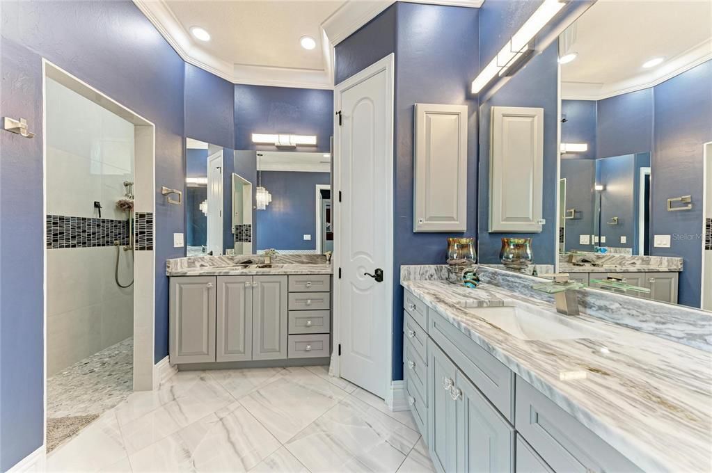 For Sale: $1,900,000 (3 beds, 3 baths, 2953 Square Feet)