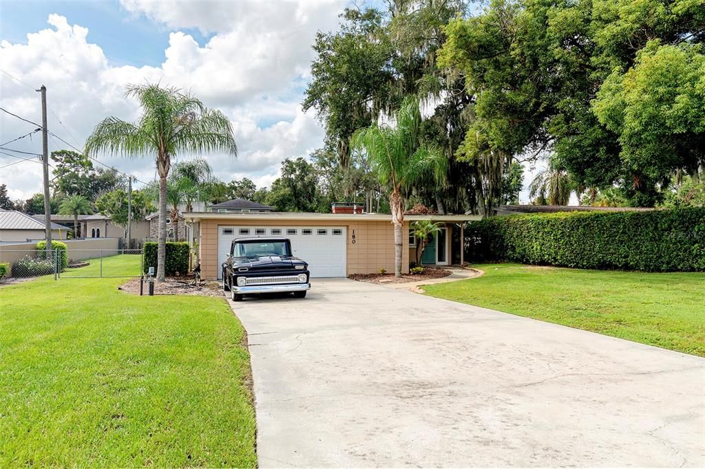 For Sale: $485,000 (2 beds, 2 baths, 1664 Square Feet)
