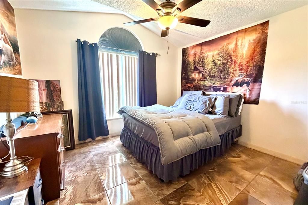 For Sale: $395,000 (3 beds, 2 baths, 1645 Square Feet)