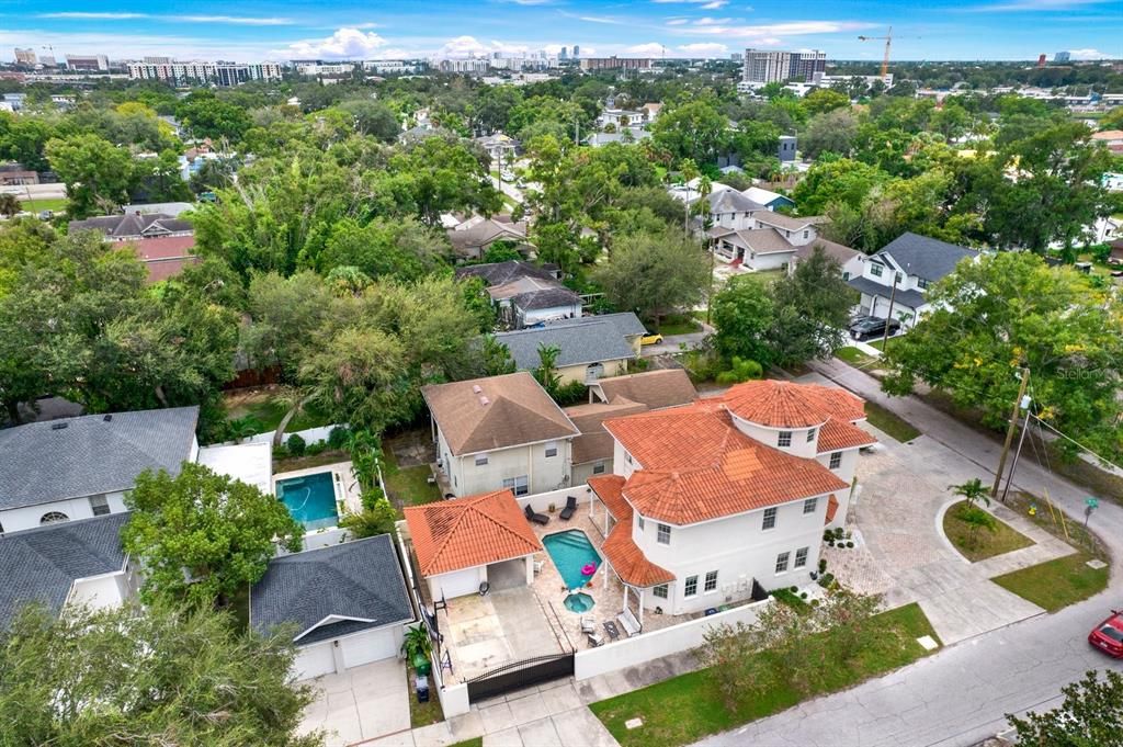 На продажу: $1,700,000 (5 спален, 4 ванн, 3810 Квадратных фут)