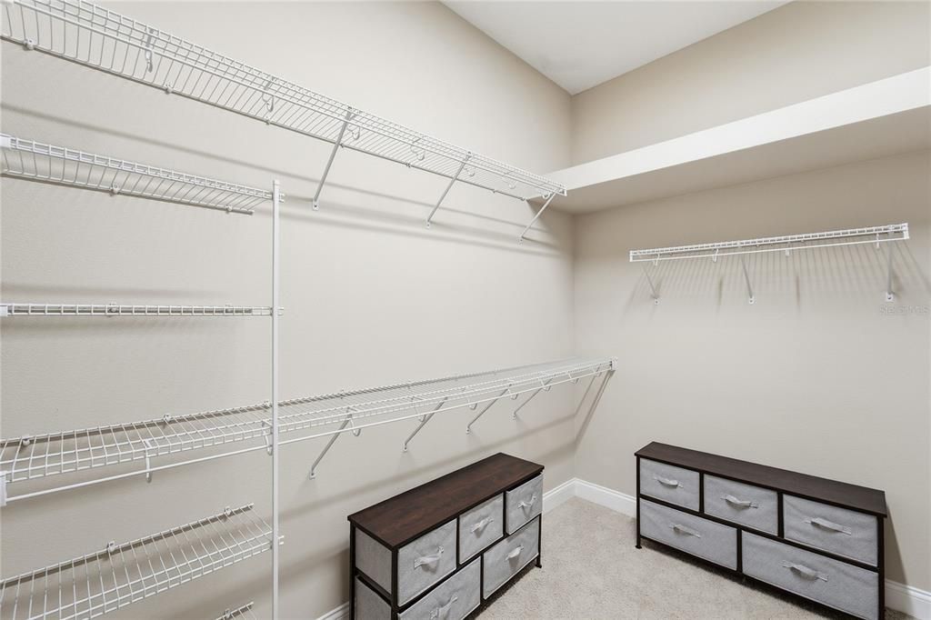 В аренду: $4,100 (3 спален, 2 ванн, 2380 Квадратных фут)