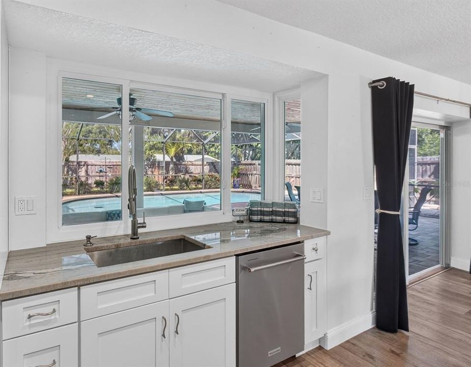 For Sale: $720,000 (3 beds, 2 baths, 1841 Square Feet)
