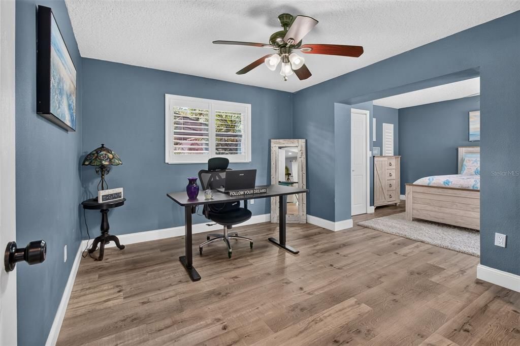 For Sale: $720,000 (3 beds, 2 baths, 1841 Square Feet)