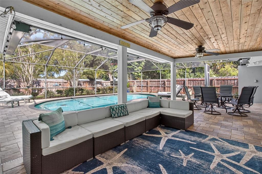 For Sale: $720,000 (3 beds, 2 baths, 1841 Square Feet)