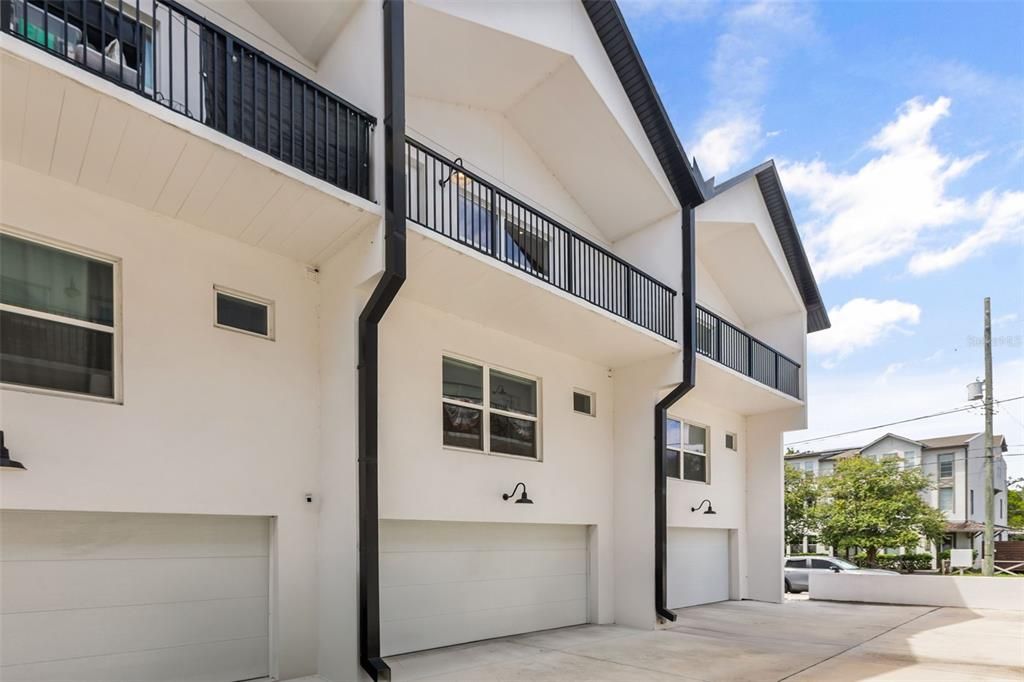 For Rent: $4,000 (3 beds, 3 baths, 2181 Square Feet)