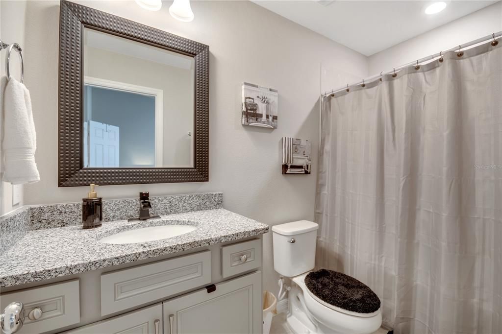 For Sale: $360,000 (2 beds, 2 baths, 1706 Square Feet)