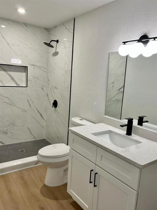 For Sale: $389,000 (3 beds, 3 baths, 1798 Square Feet)