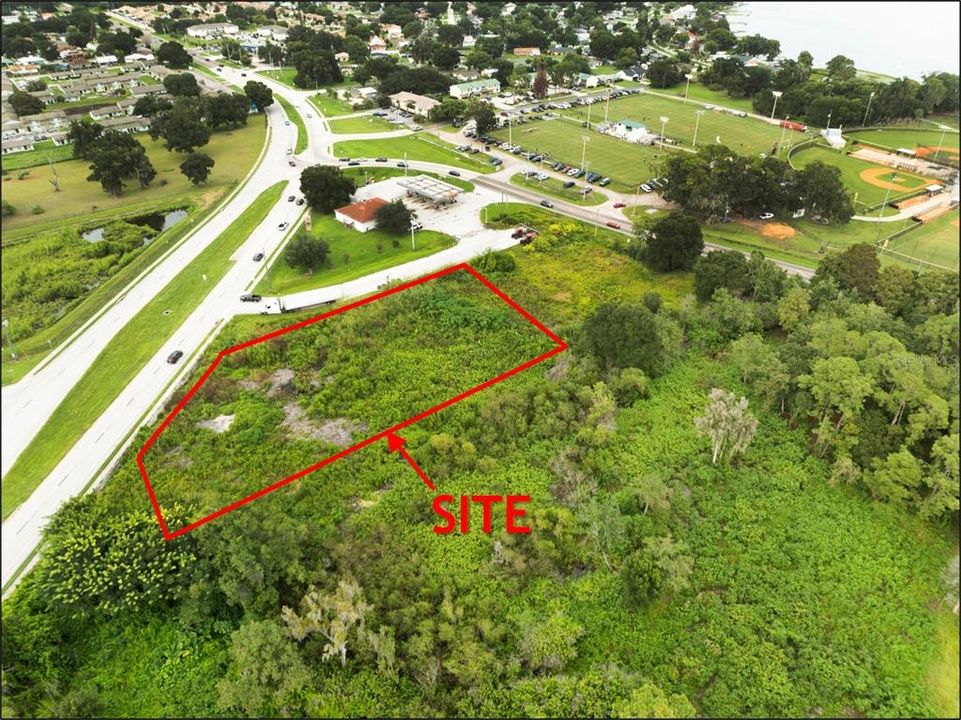 待售: $299,000 (1.31 acres)