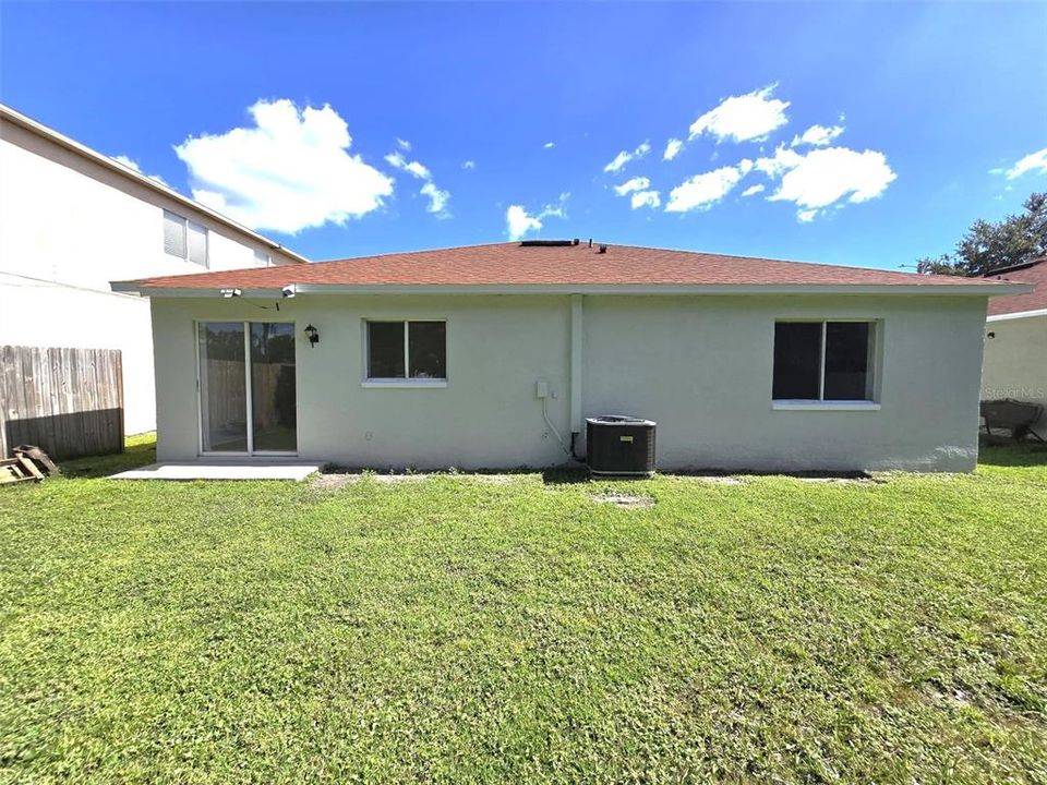 En Venta: $290,900 (3 camas, 2 baños, 1141 Pies cuadrados)