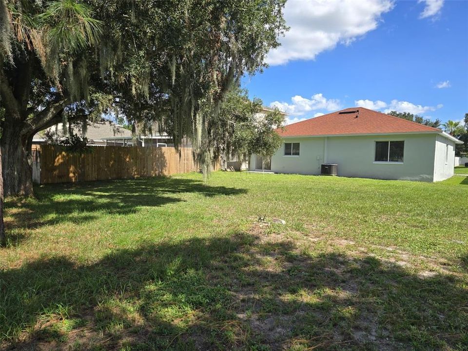 En Venta: $290,900 (3 camas, 2 baños, 1141 Pies cuadrados)