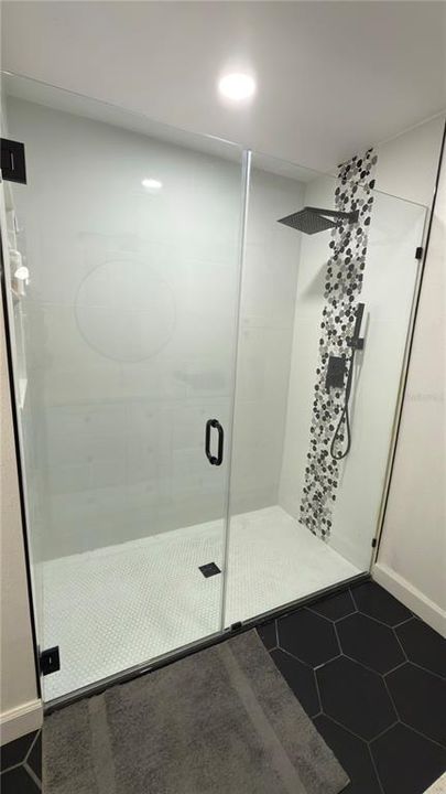 Activo con contrato: $2,300 (3 camas, 2 baños, 1459 Pies cuadrados)