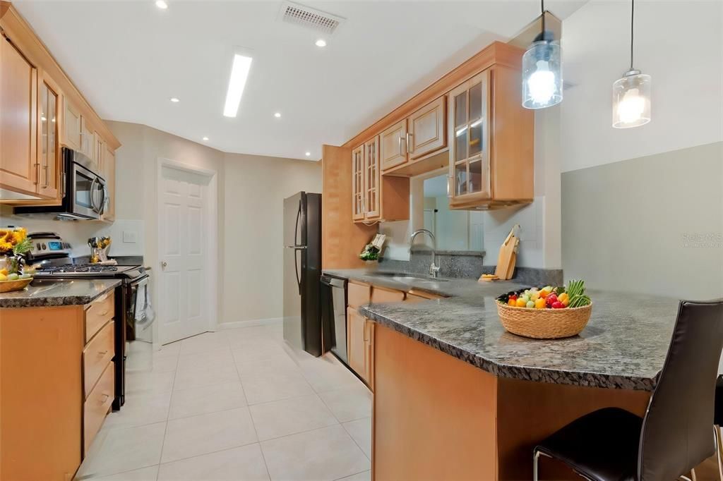 En Venta: $509,500 (3 camas, 2 baños, 1803 Pies cuadrados)