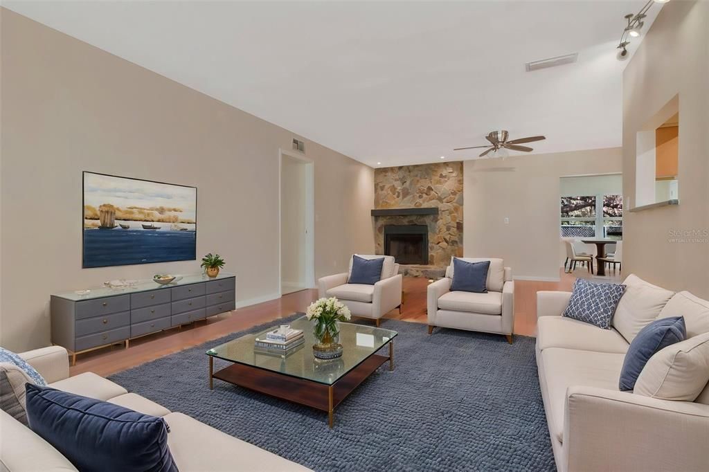 En Venta: $509,500 (3 camas, 2 baños, 1803 Pies cuadrados)