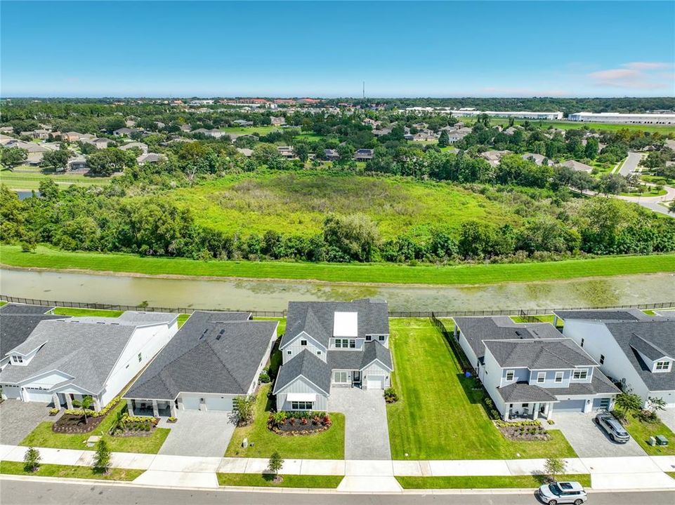 En Venta: $979,900 (5 camas, 4 baños, 3987 Pies cuadrados)