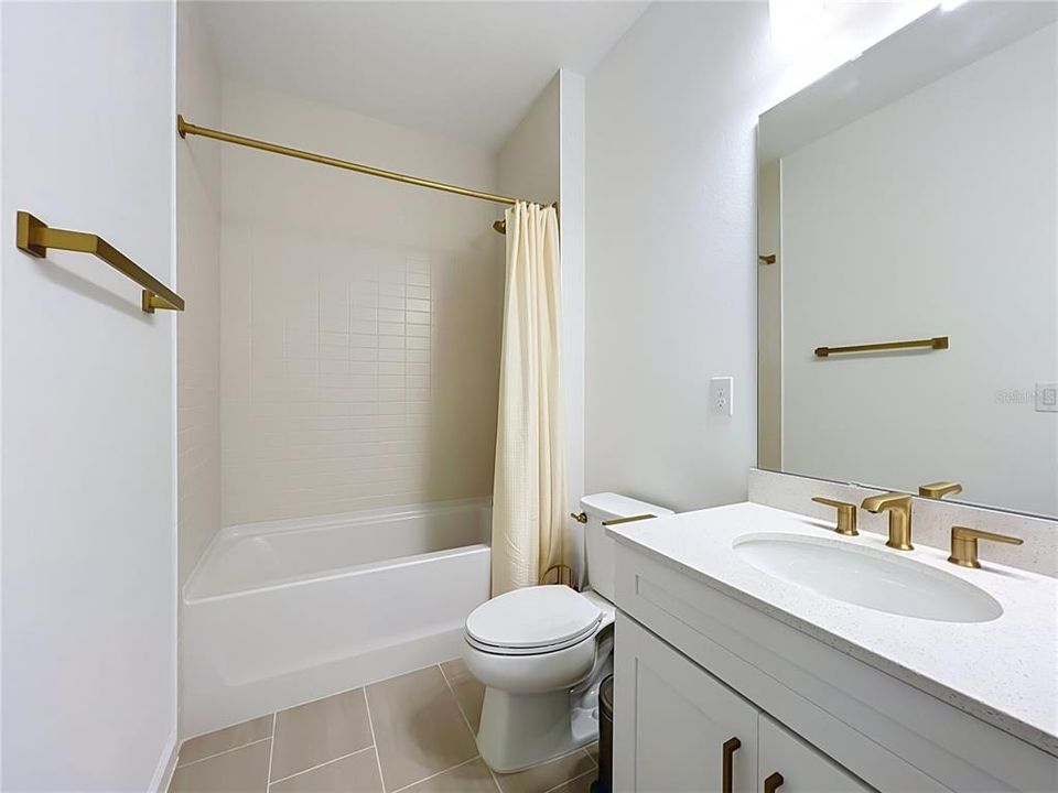 En Venta: $979,900 (5 camas, 4 baños, 3987 Pies cuadrados)