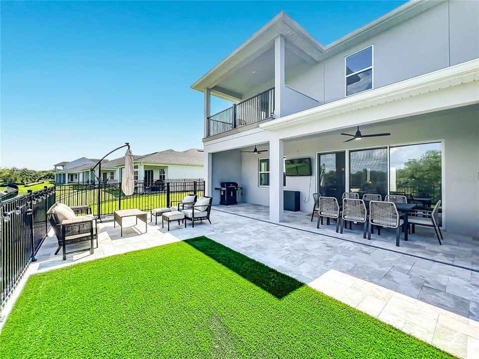 En Venta: $979,900 (5 camas, 4 baños, 3987 Pies cuadrados)