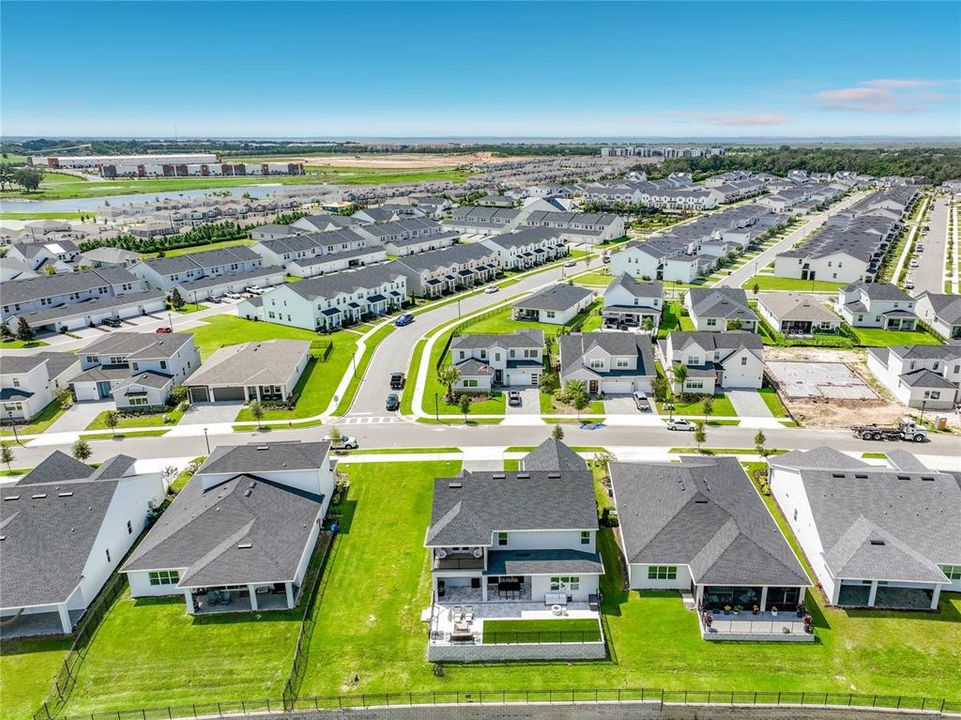 En Venta: $979,900 (5 camas, 4 baños, 3987 Pies cuadrados)