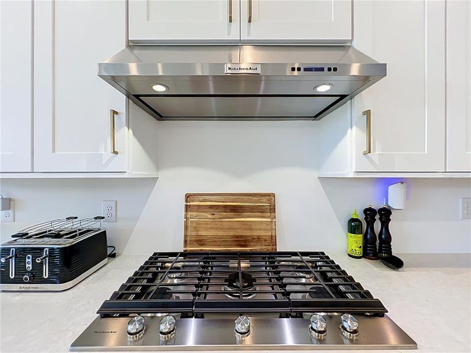 En Venta: $979,900 (5 camas, 4 baños, 3987 Pies cuadrados)