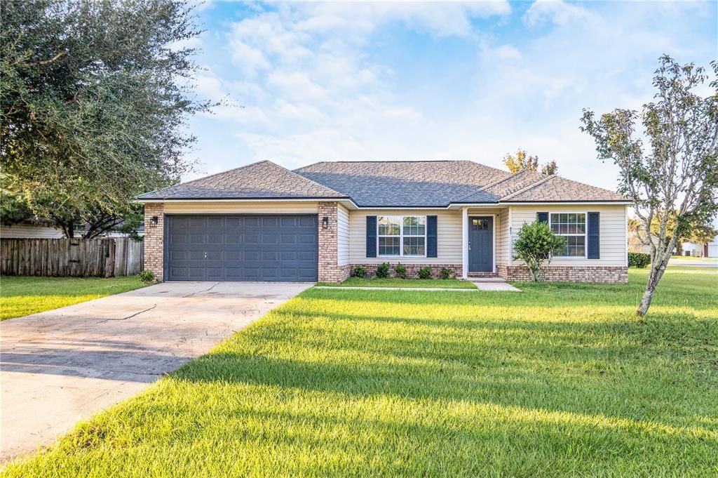 For Sale: $339,000 (3 beds, 2 baths, 1322 Square Feet)