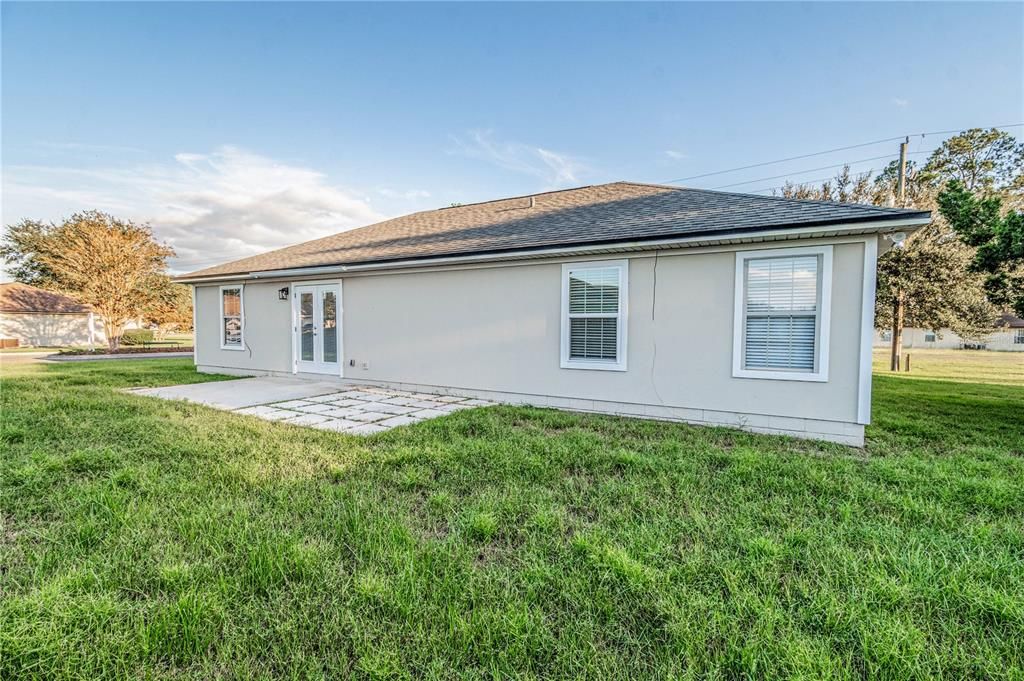 For Sale: $339,000 (3 beds, 2 baths, 1322 Square Feet)