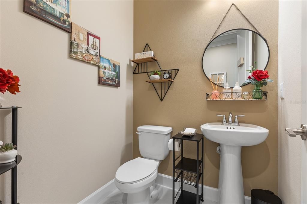 En Venta: $679,000 (4 camas, 3 baños, 2795 Pies cuadrados)