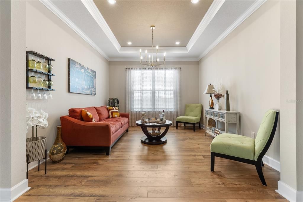 En Venta: $679,000 (4 camas, 3 baños, 2795 Pies cuadrados)
