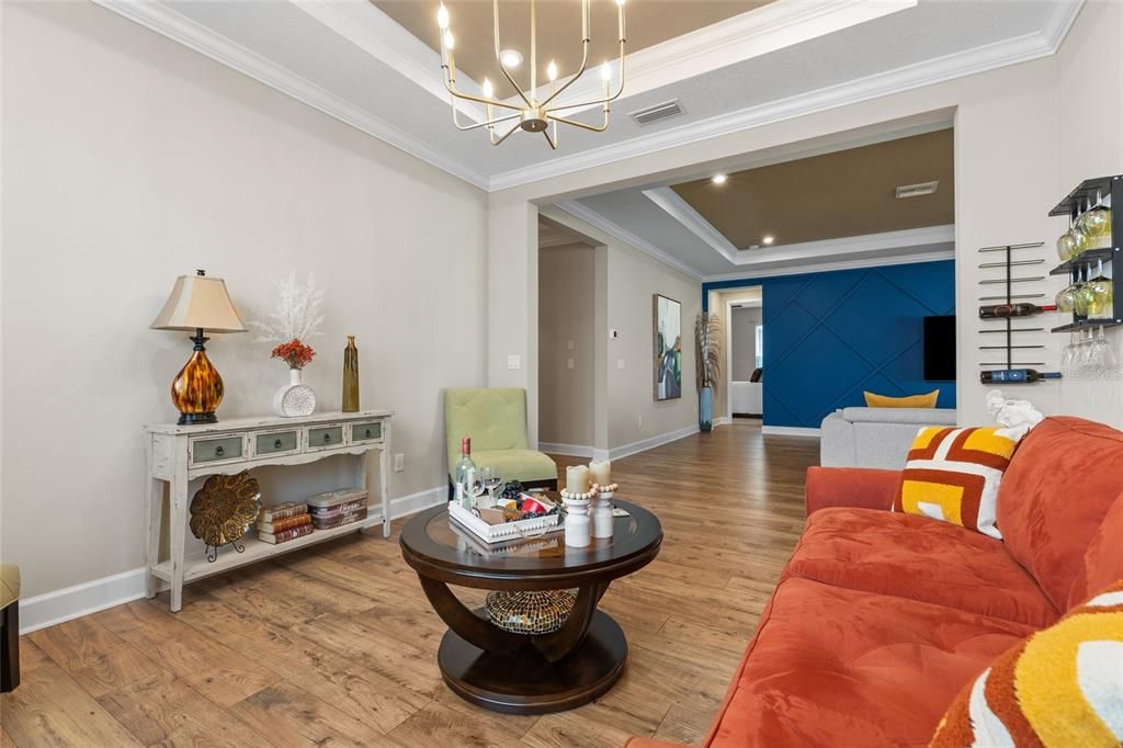 En Venta: $679,000 (4 camas, 3 baños, 2795 Pies cuadrados)