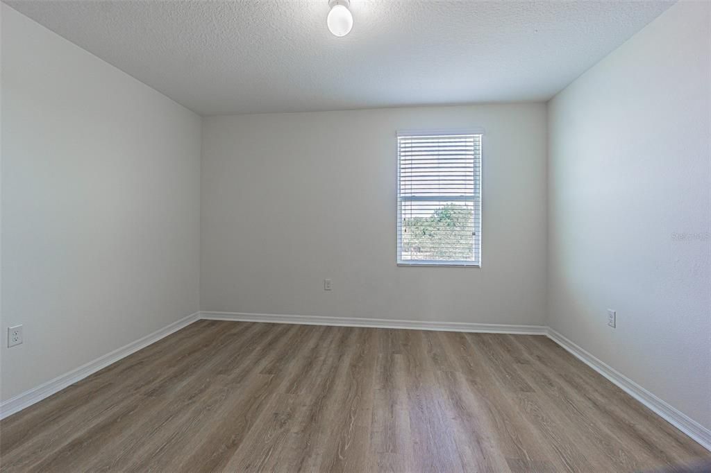 For Rent: $2,500 (4 beds, 2 baths, 2328 Square Feet)