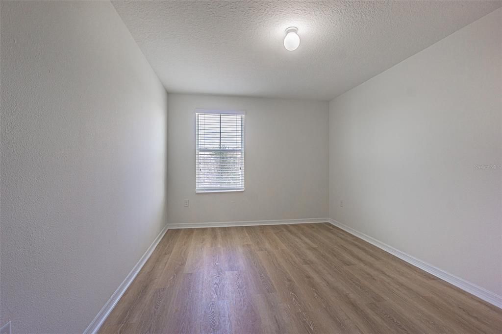 For Rent: $2,500 (4 beds, 2 baths, 2328 Square Feet)