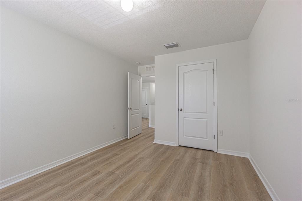 For Rent: $2,500 (4 beds, 2 baths, 2328 Square Feet)