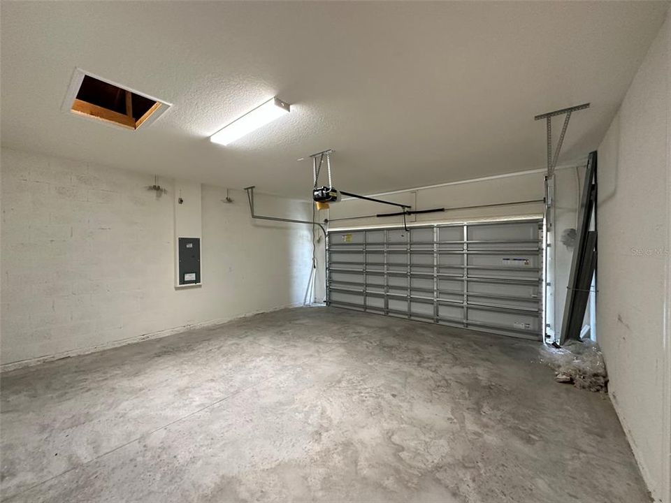 En Renta: $2,700 (4 camas, 2 baños, 2045 Pies cuadrados)