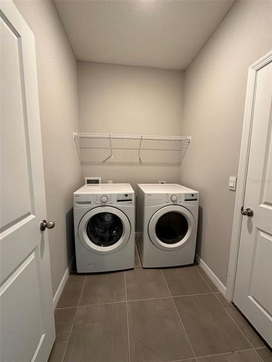 En Renta: $2,700 (4 camas, 2 baños, 2045 Pies cuadrados)