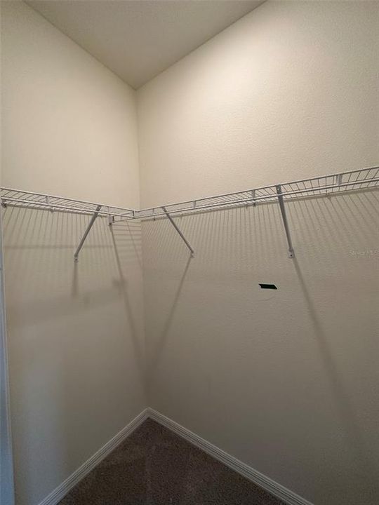 En Renta: $2,700 (4 camas, 2 baños, 2045 Pies cuadrados)
