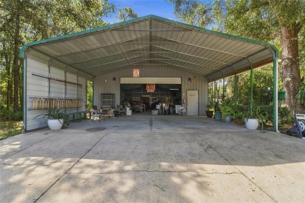 На продажу: $439,900 (2 спален, 2 ванн, 1938 Квадратных фут)