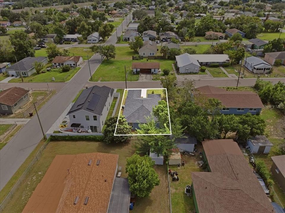 For Sale: $285,000 (4 beds, 2 baths, 1417 Square Feet)