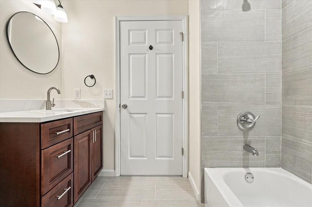 For Sale: $285,000 (4 beds, 2 baths, 1417 Square Feet)