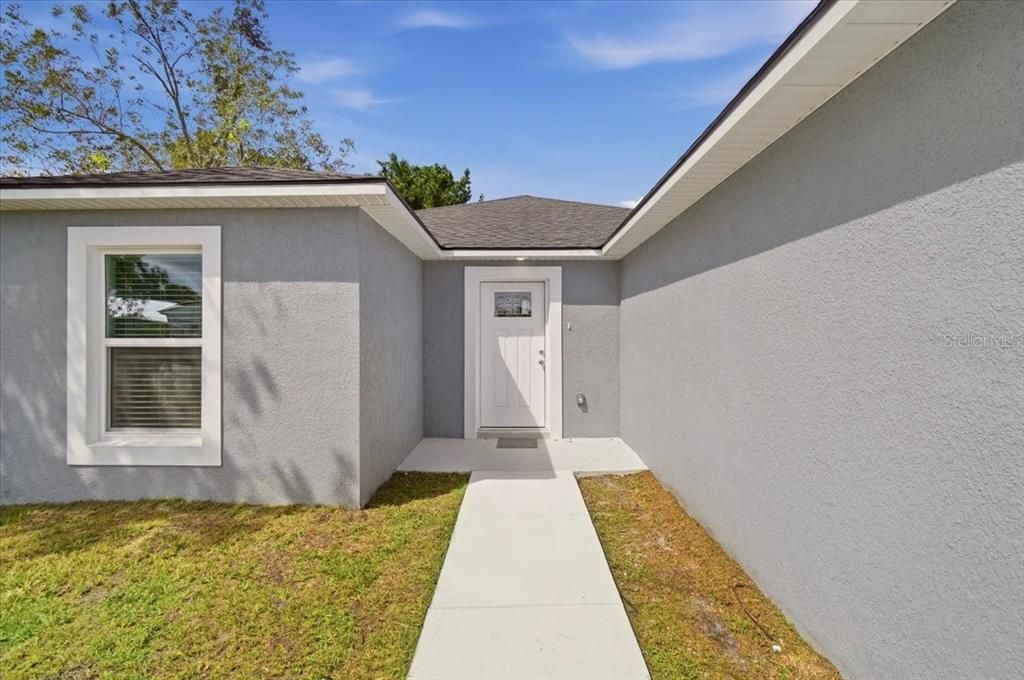 For Sale: $285,000 (4 beds, 2 baths, 1417 Square Feet)