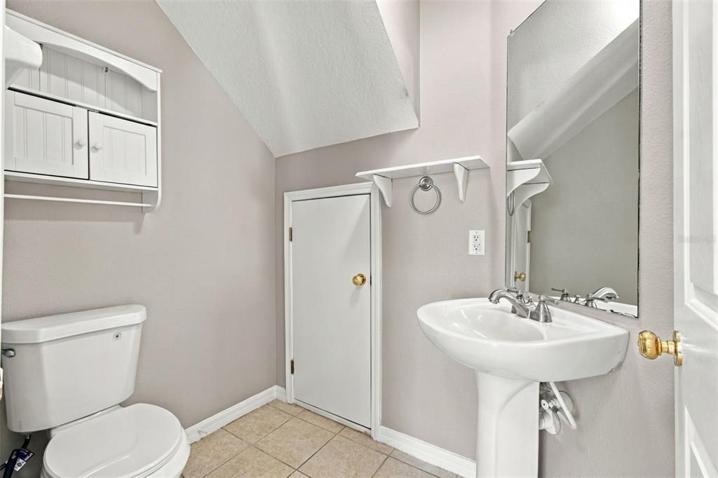 For Rent: $1,845 (3 beds, 2 baths, 1408 Square Feet)