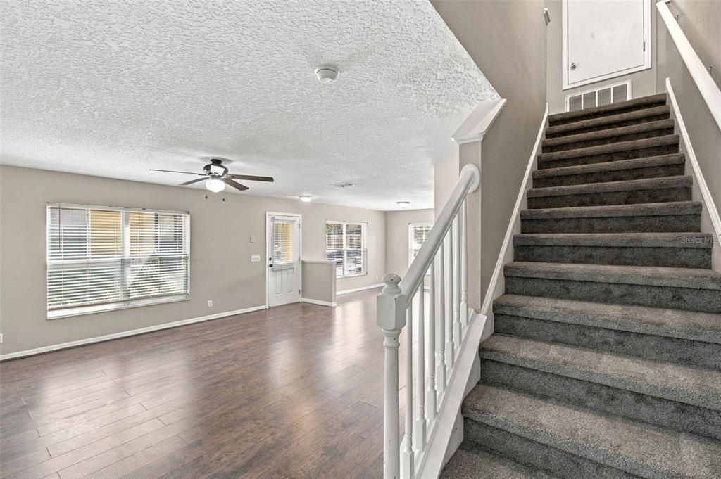 For Rent: $1,845 (3 beds, 2 baths, 1408 Square Feet)