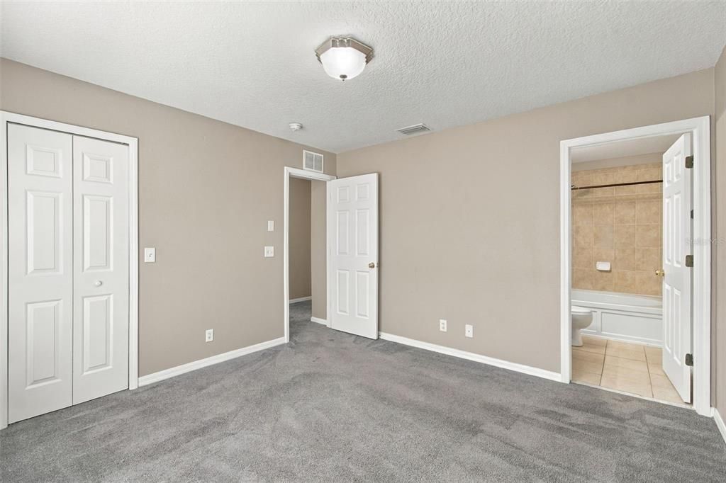For Rent: $1,845 (3 beds, 2 baths, 1408 Square Feet)