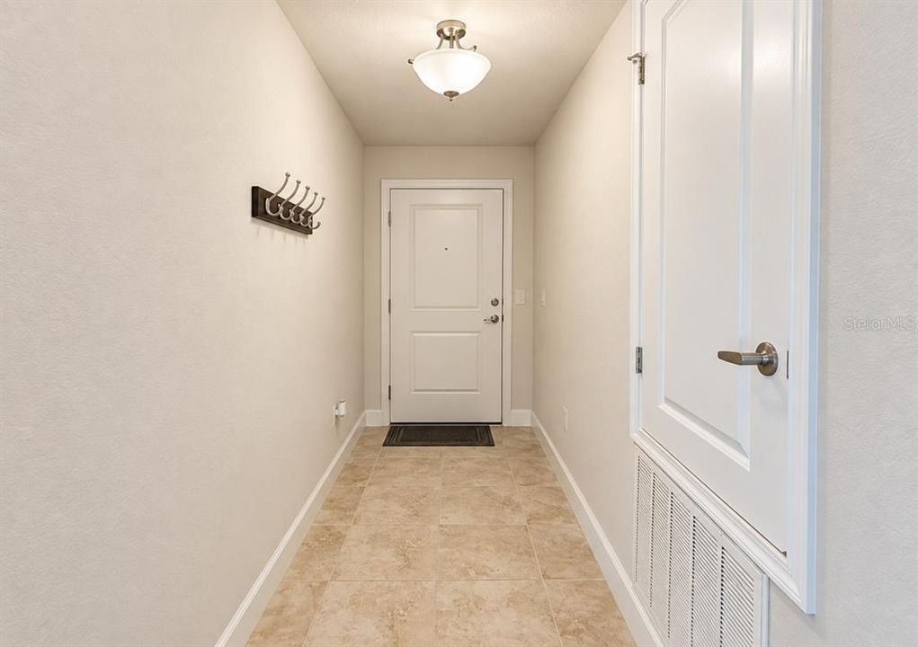 For Sale: $285,000 (3 beds, 2 baths, 1515 Square Feet)