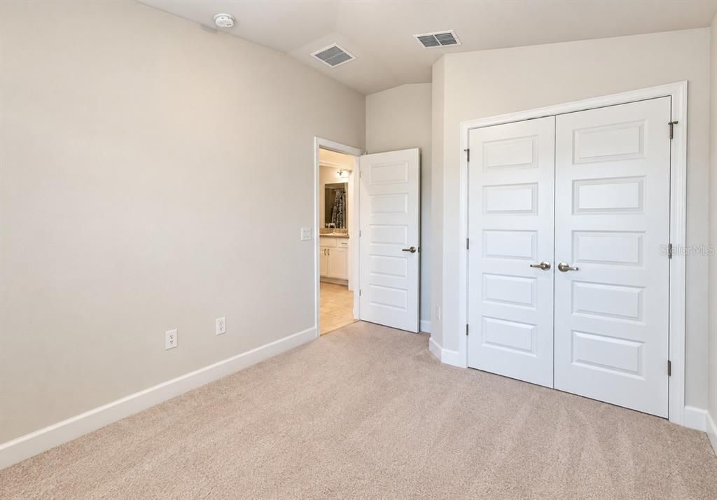 For Sale: $285,000 (3 beds, 2 baths, 1515 Square Feet)