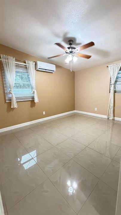 En Renta: $2,700 (3 camas, 2 baños, 1390 Pies cuadrados)