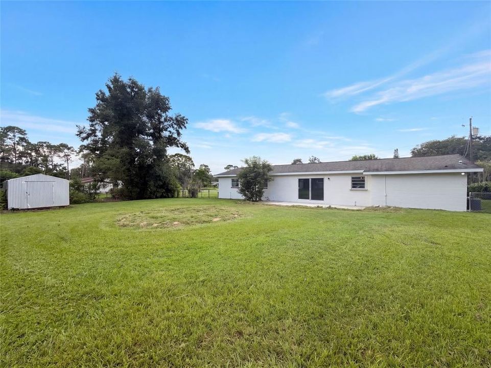 Activo con contrato: $279,000 (3 camas, 2 baños, 1548 Pies cuadrados)