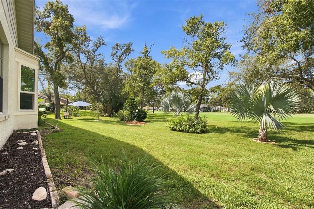 For Sale: $359,000 (2 beds, 2 baths, 2021 Square Feet)