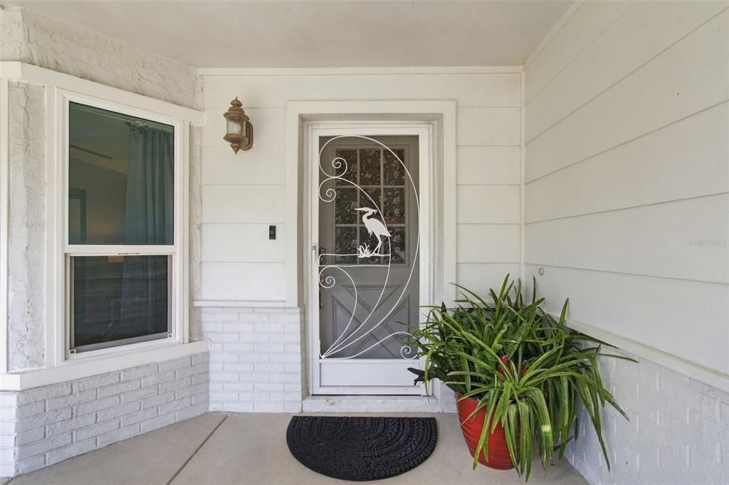For Sale: $359,000 (2 beds, 2 baths, 2021 Square Feet)