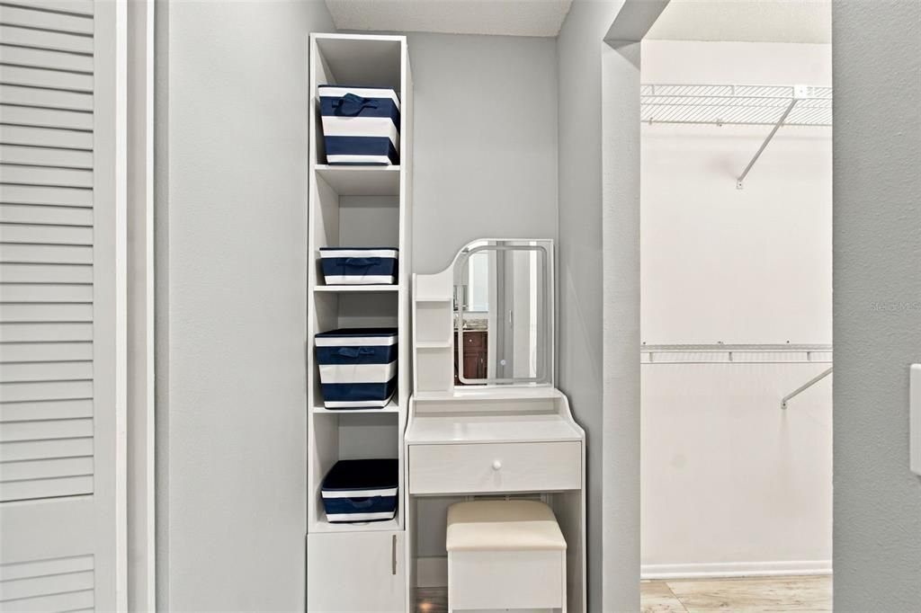 For Sale: $359,000 (2 beds, 2 baths, 2021 Square Feet)