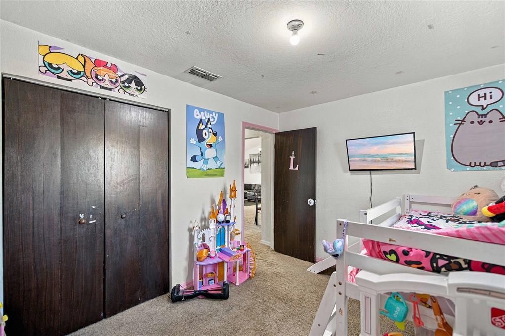 En Venta: $164,990 (3 camas, 2 baños, 1080 Pies cuadrados)