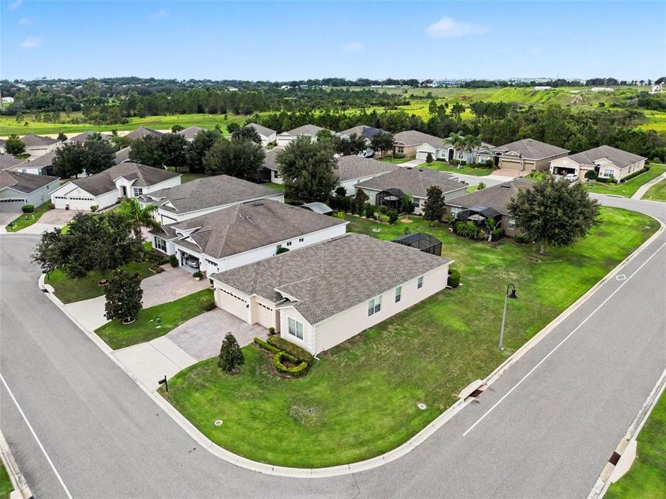 For Sale: $445,000 (4 beds, 3 baths, 2293 Square Feet)