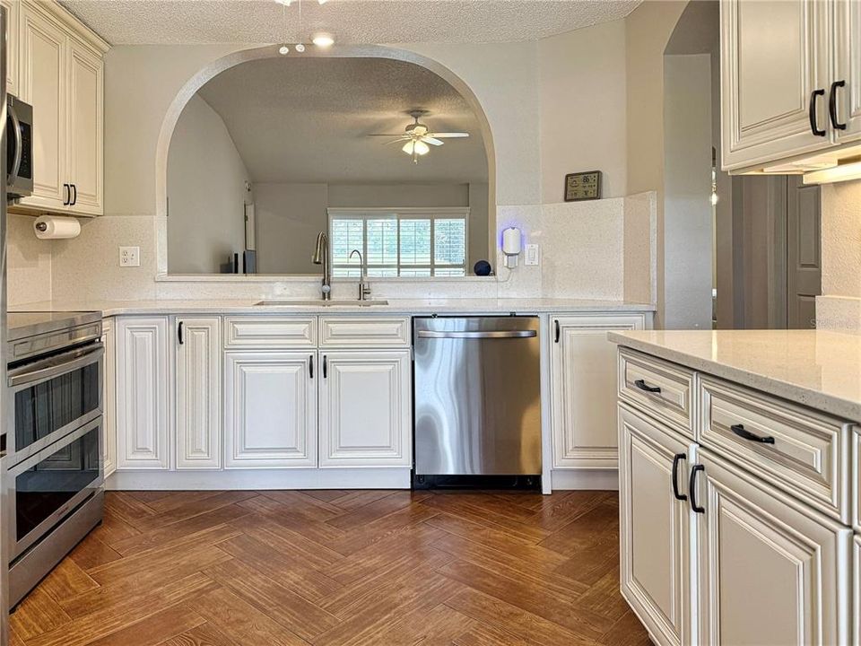 En Venta: $379,000 (3 camas, 2 baños, 1458 Pies cuadrados)